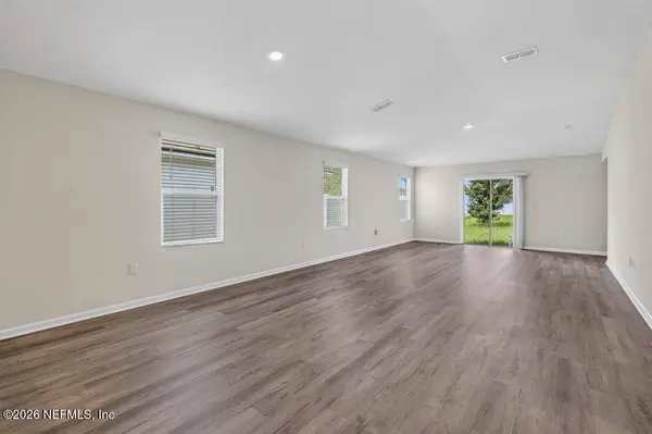 8076 DANCING FOX ST, Jacksonville, FL 32222