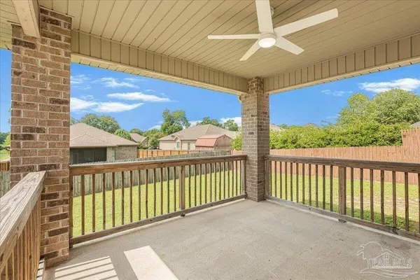 5978 Rustic Ridge Cir, Milton, FL 32570