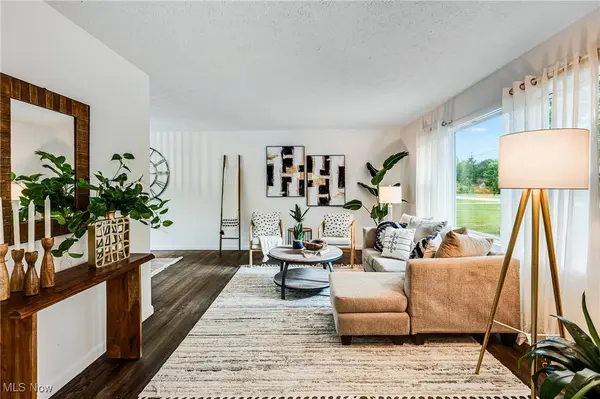 3691 Lyntz Townline RD SW, Lordstown, OH 44481