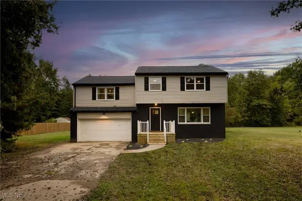 3691 Lyntz Townline RD SW, Lordstown, OH 44481