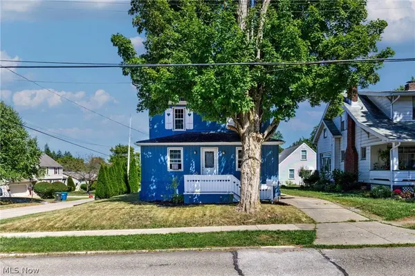 203 Hager ST, Hubbard, OH 44425
