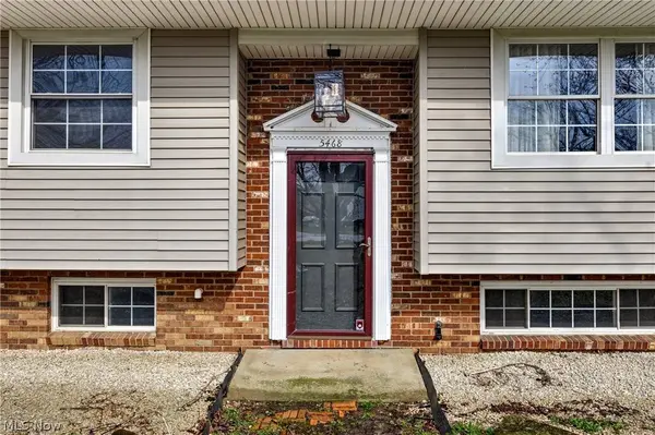 5468 Hoagland Blackstub RD, Cortland, OH 44410