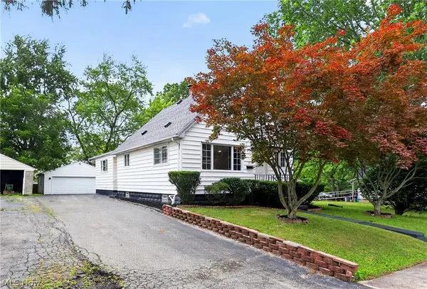 57 Poplar AVE, Niles, OH 44446