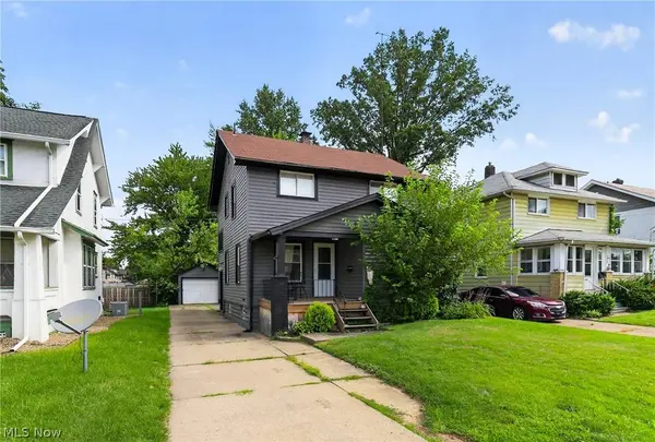 1529 Longfellow CT NE, Warren, OH 44483