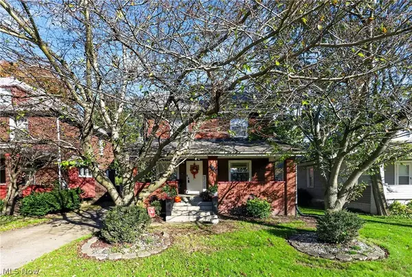 107 N Hartford AVE