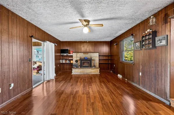 8977 Delin Thomas RD, Kinsman, OH 44428