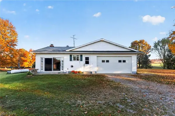 8977 Delin Thomas RD, Kinsman, OH 44428