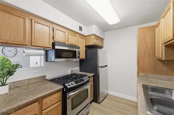 3318 N Decatur BLVD #2082, Las Vegas, NV 89130