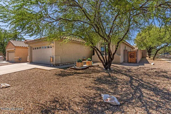 10558 E Geyer Willow Rd, Tucson, AZ 85747