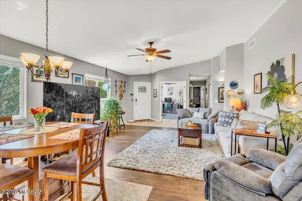 9491 E Bench Mark Loop, Tucson, AZ 85747