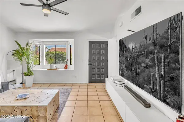 9979 E Banister Dr, Tucson, AZ 85730