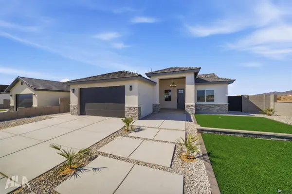 10660 E 45 St