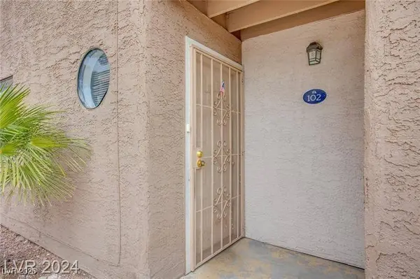 2983 Juniper Hills BLVD #102, Las Vegas, NV 89142