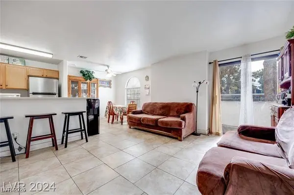 2983 Juniper Hills BLVD #102, Las Vegas, NV 89142