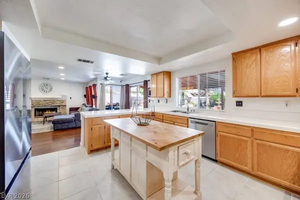 5808 Lone Song RD, North Las Vegas, NV 89031