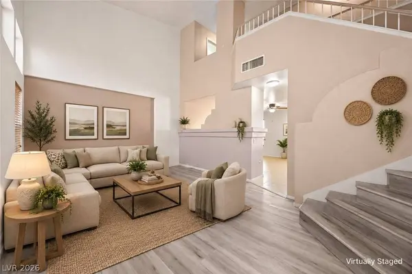 1717 Klamath Falls WAY, Las Vegas, NV 89128
