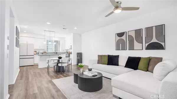 1017 Savi DR #103, Corona, CA 92878