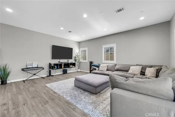 2935 E Walnut, Orange, CA 92867