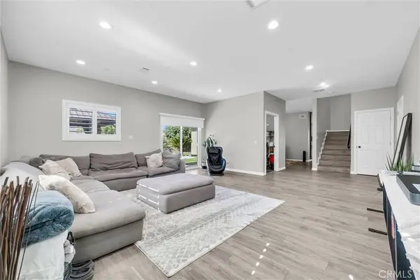 2935 E Walnut, Orange, CA 92867