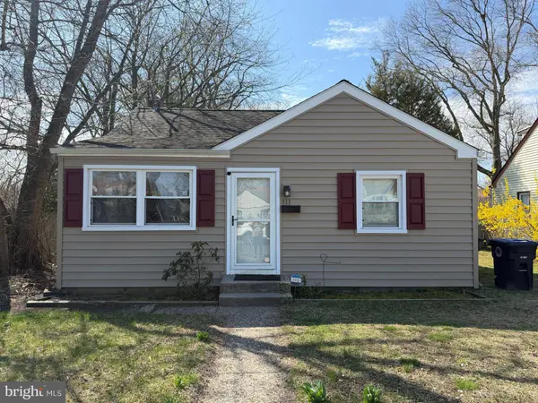 111 E PARK AVE, Lindenwold, NJ 08021