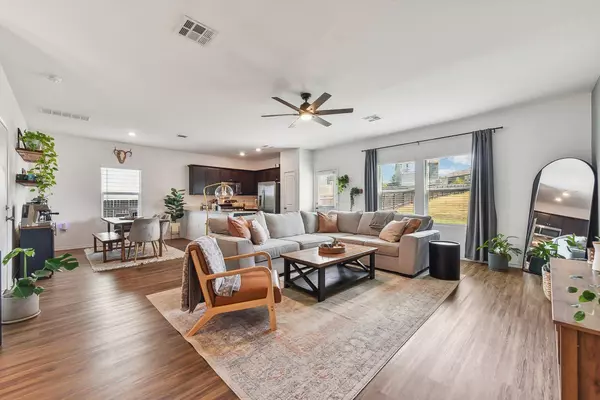 5908 Eden DR, Austin, TX 78747