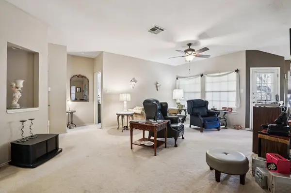 1300 Tetbury LN, Austin, TX 78748