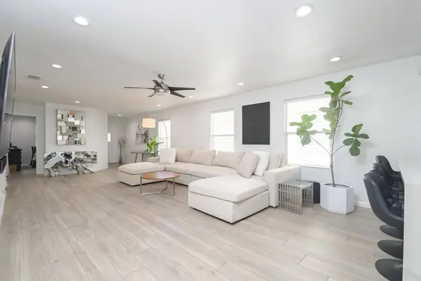 5822 Armstrong WL, San Antonio, TX 78249