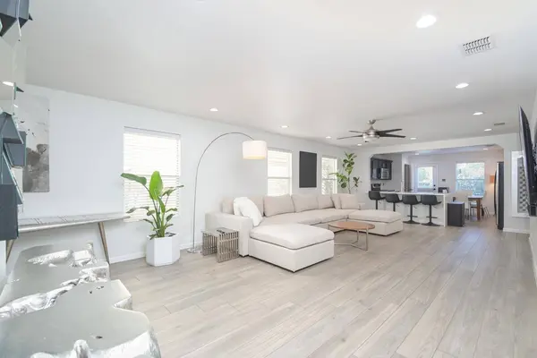 5822 Armstrong WL, San Antonio, TX 78249
