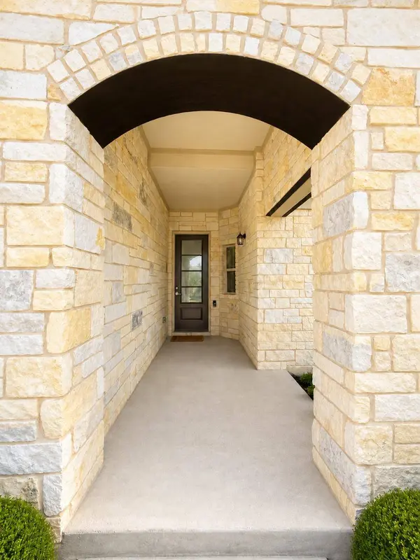 1732 Arapaho Mountain PASS, Leander, TX 78641
