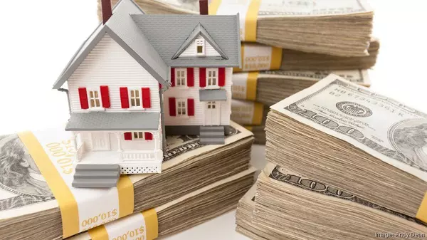 Selling Your Home in NC: Sprint with Fast Cash or Marathon with Classic Listing