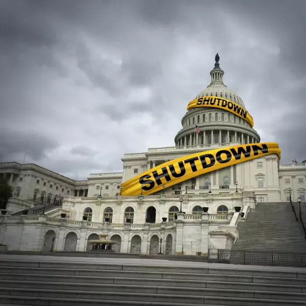 Government Shutdown Drama? Relax, People are Still Buying Houses