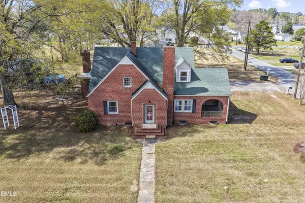 106 E 2nd Street, Princeton, NC 27569