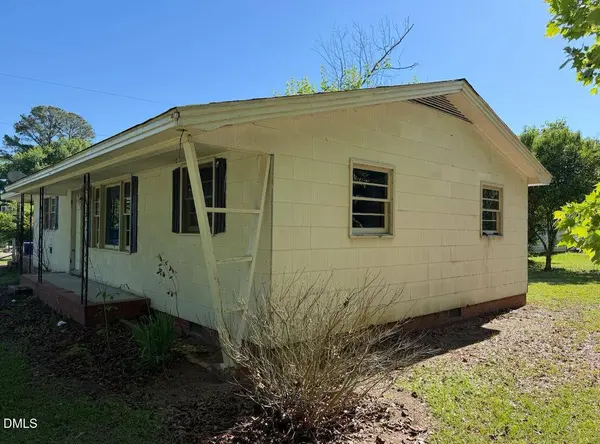 250 S Carrie Street, Coats, NC 27521