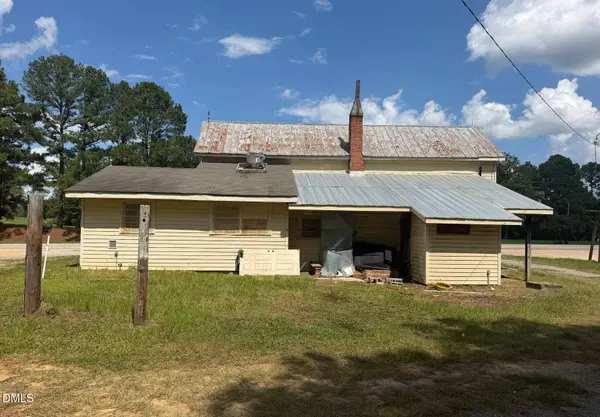 921 Nc-55, Coats, NC 27521