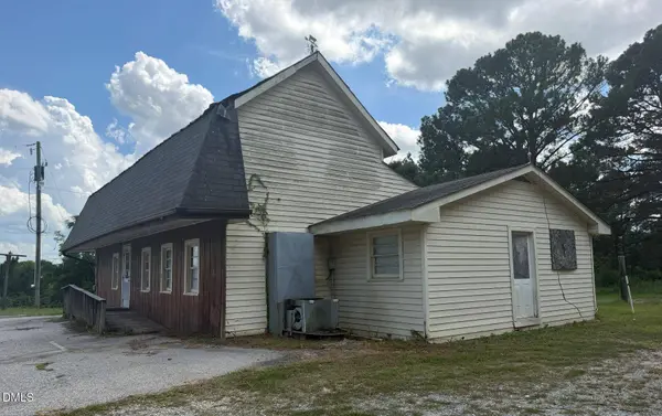 921 Nc-55, Coats, NC 27521