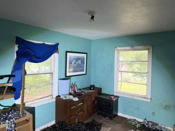 342 E Hamer ST, Coats, NC 27521