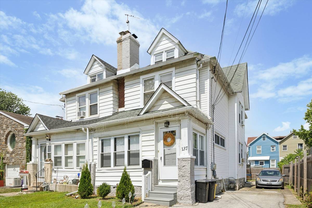 137 Elder Ave, Lansdowne, PA 19050-2930