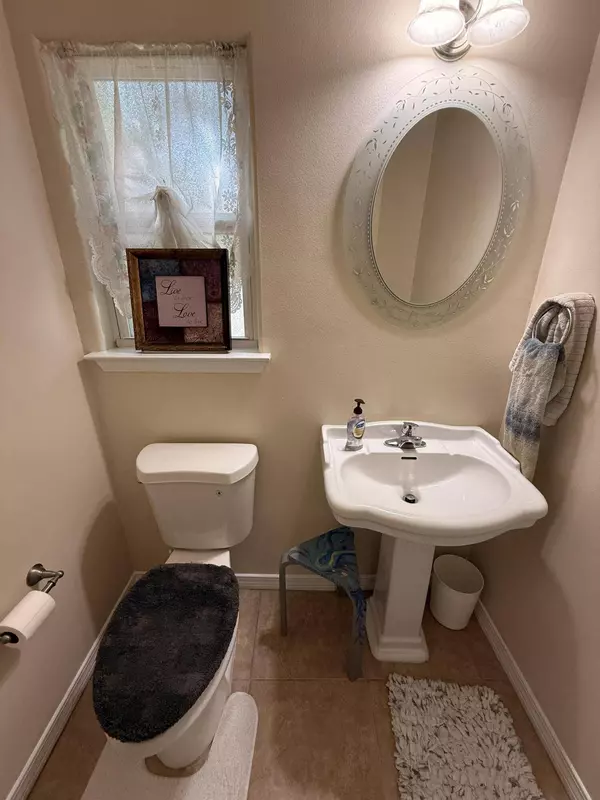 203 Beal Pkwy, Fort Walton Beach, FL 32548