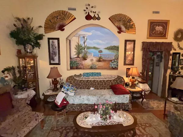 137 Woodbine CIR, Fort Walton Beach, FL 32548