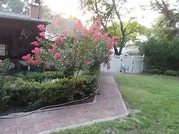 137 Woodbine CIR, Fort Walton Beach, FL 32548