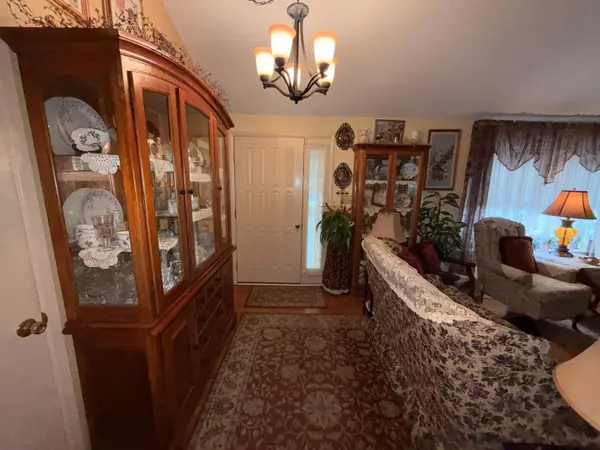 137 Woodbine CIR, Fort Walton Beach, FL 32548