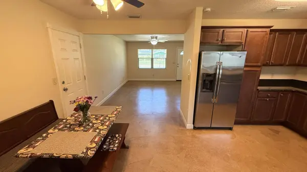 21 Mary Esther DR, Mary Esther, FL 32569