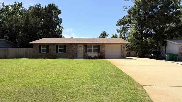 21 Mary Esther DR, Mary Esther, FL 32569