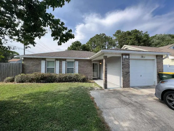 71 NW Olde Cypress CIR