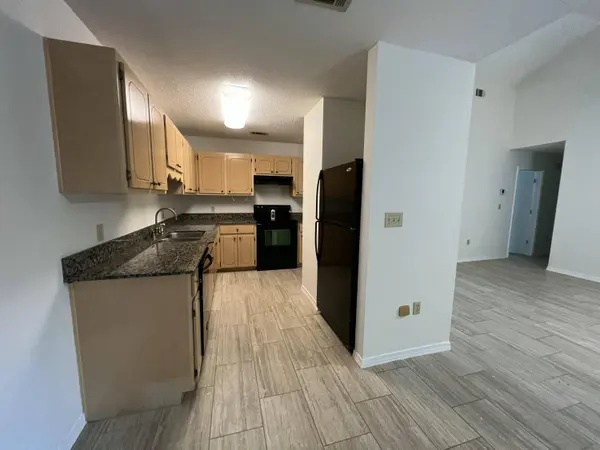 71 NW Olde Cypress CIR, Fort Walton Beach, FL 32548