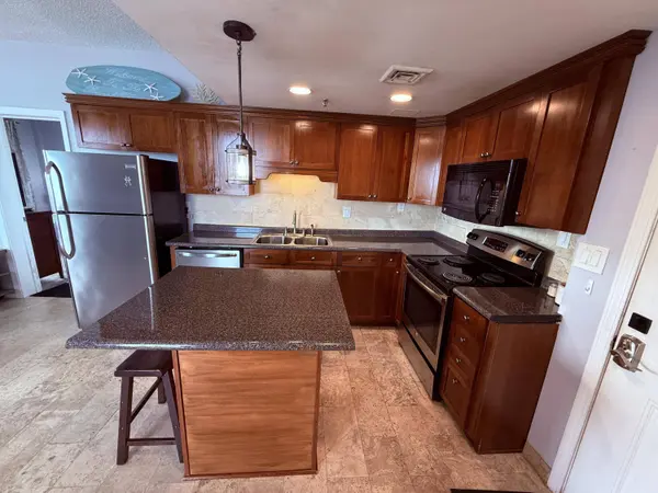 214 SW Miracle Strip Pkwy #A301, Fort Walton Beach, FL 32548