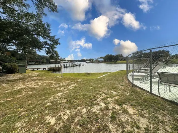 210 Pelham RD #UNIT 103B, Fort Walton Beach, FL 32547