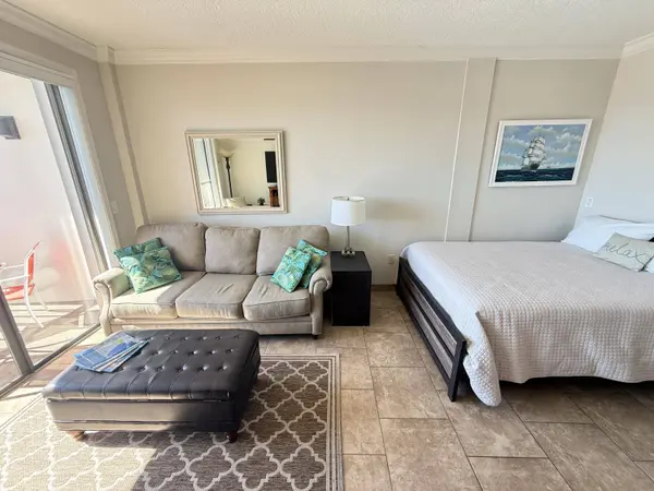 214 SW Miracle Strip Pkwy #A312, Fort Walton Beach, FL 32548
