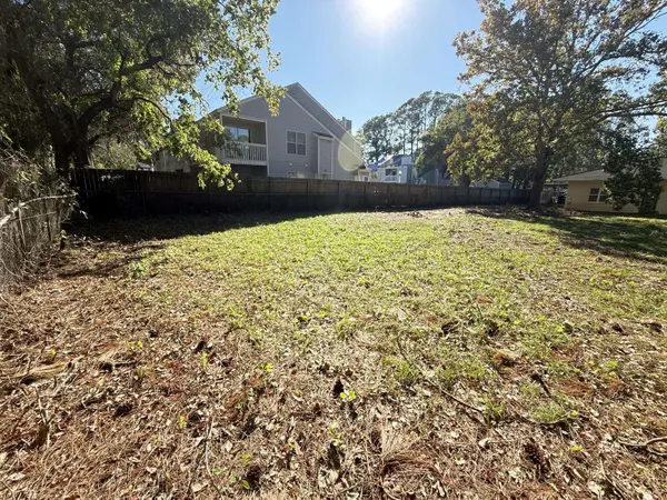 27 SE Park CIR, Fort Walton Beach, FL 32548