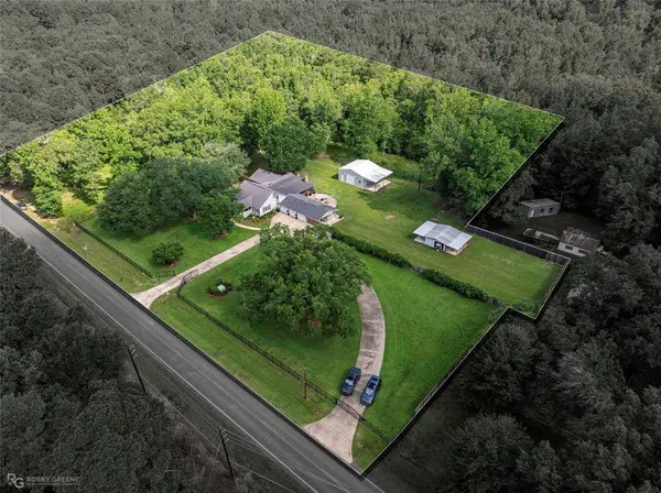 9900 Myrtis Texas Line Road, Vivian, LA 71082